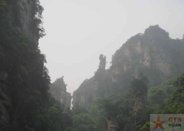 点击新窗口打开大图